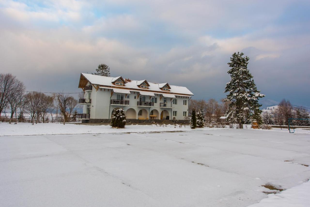 Complex Panicel Rîşnov Kültér fotó