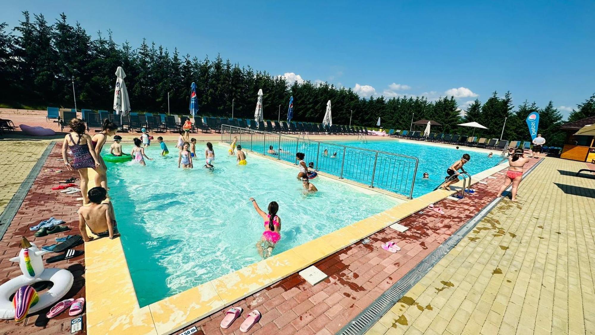 Complex Panicel Rîşnov Kültér fotó